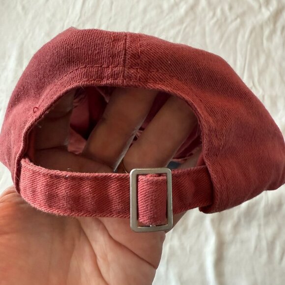 Crab Design Hat - Picture 2 of 4